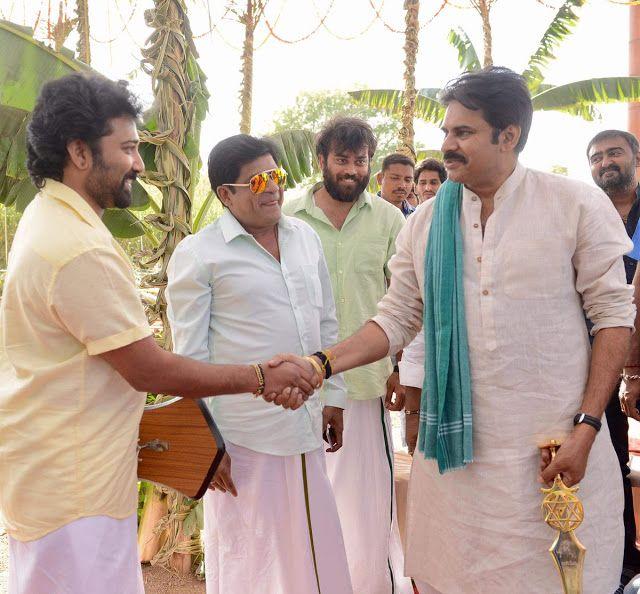 Power Star Pawan Kalyan Katamarayudu Movie New Working Stills