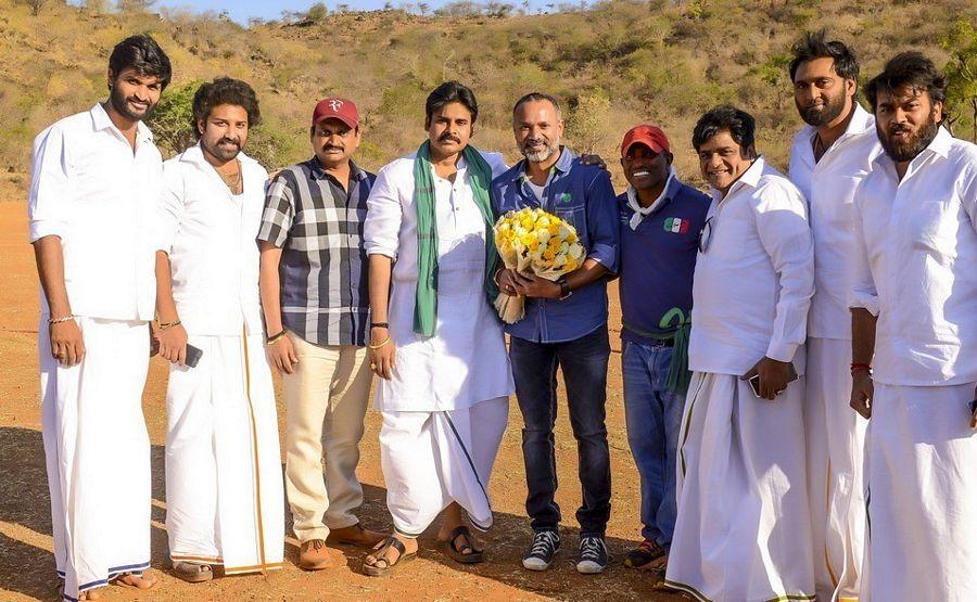 Power Star Pawan Kalyan Katamarayudu Movie New Working Stills