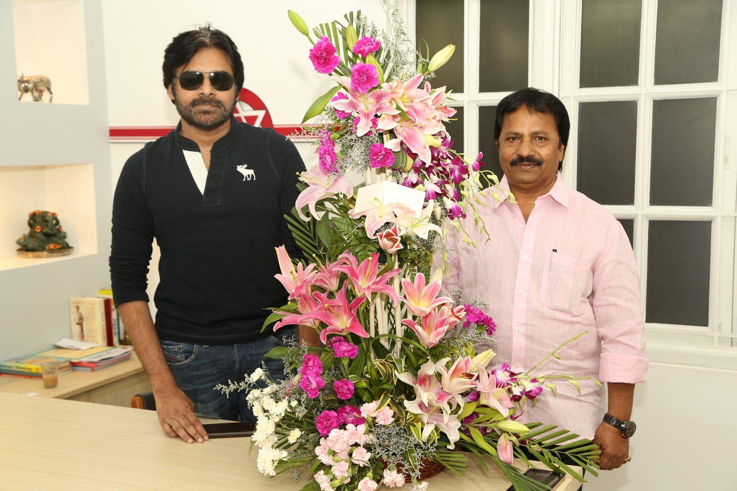 PowerStar Pawan Kalyan's Blockbuster Khushi Completes 17 Years