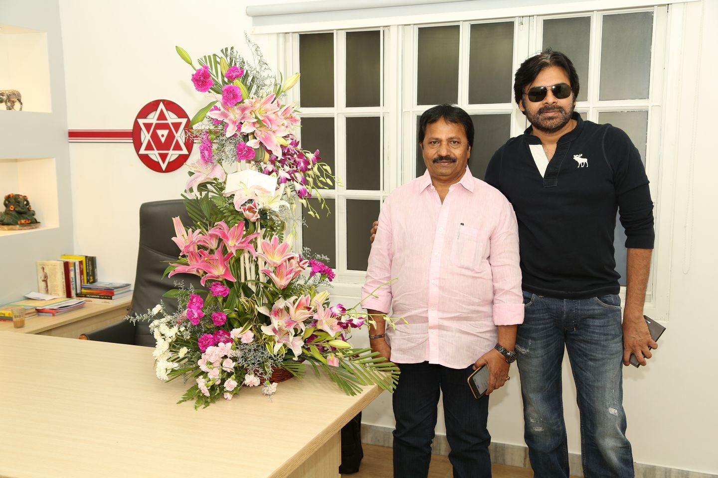 PowerStar Pawan Kalyan's Blockbuster Khushi Completes 17 Years