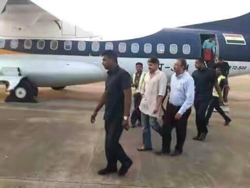 Powerstar Pawan Kalyan reached to Rajahmundry Airport Photos