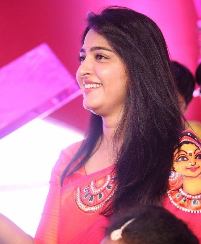 Prabhas & Anushka Shetty Attend A Wedding Look So Royal