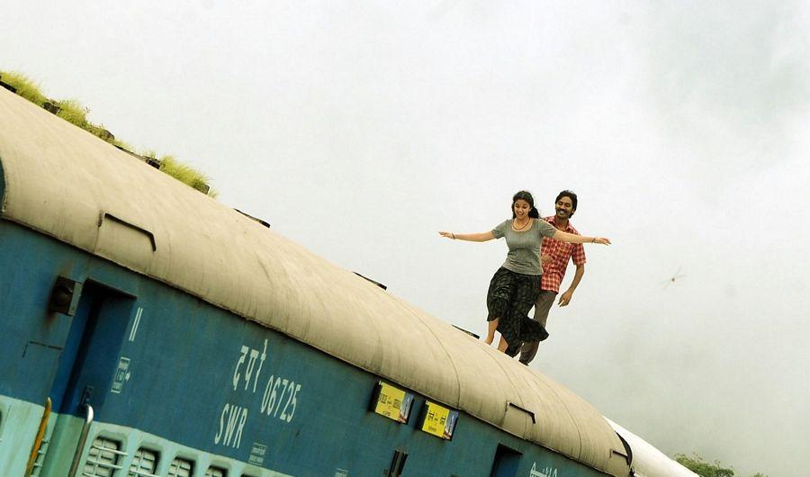 Rail 2016 Telugu Movie Posters & Stills