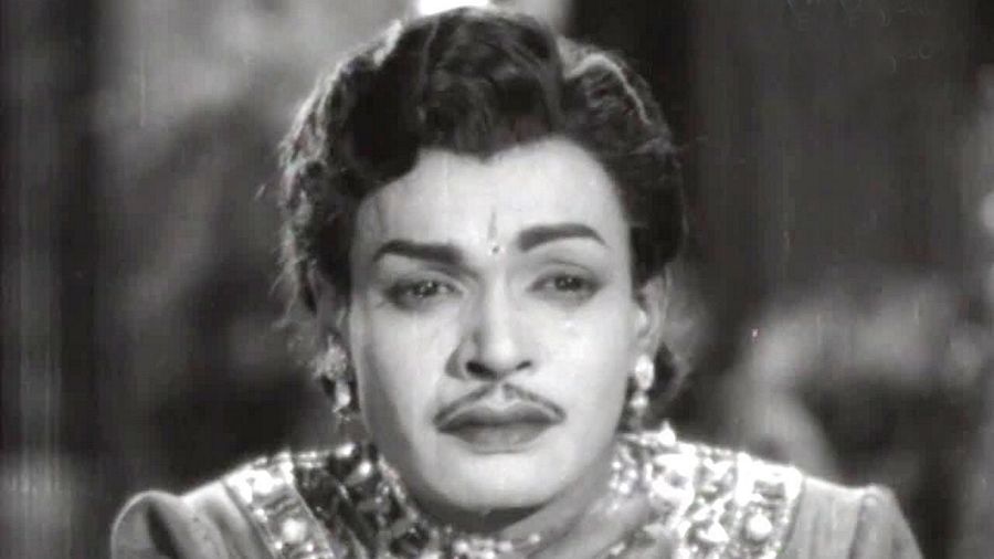 Raja Babu Rare Unseen Photos