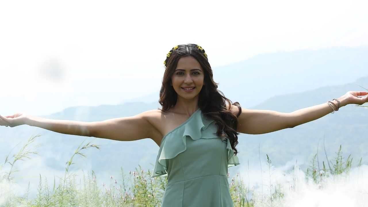 Rakul Preet Singh and Karthi in Dev Movie