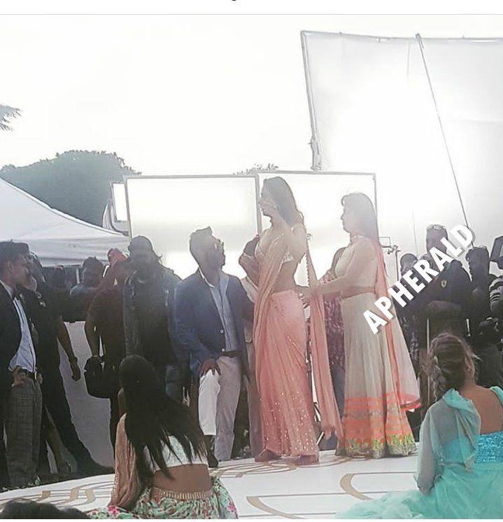 Rakul Preet Spotted in a Saree in London Leaked Photos