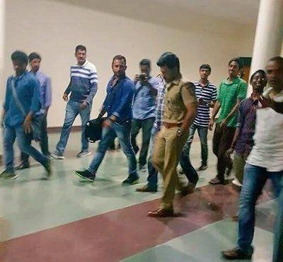 Ram Charan & Rakul On The Sets Of Dhruva Photos