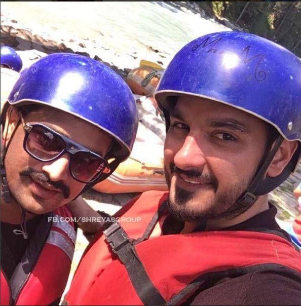 Ram Charan & Rakul On The Sets Of Dhruva Photos