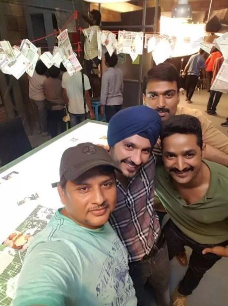 Ram Charan & Rakul On The Sets Of Dhruva Photos