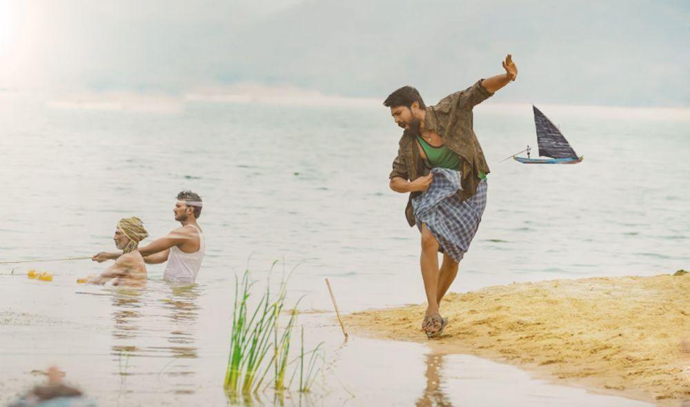 Ram Charan Rangasthalam 1985 Movie Latest Working Stills & Posters