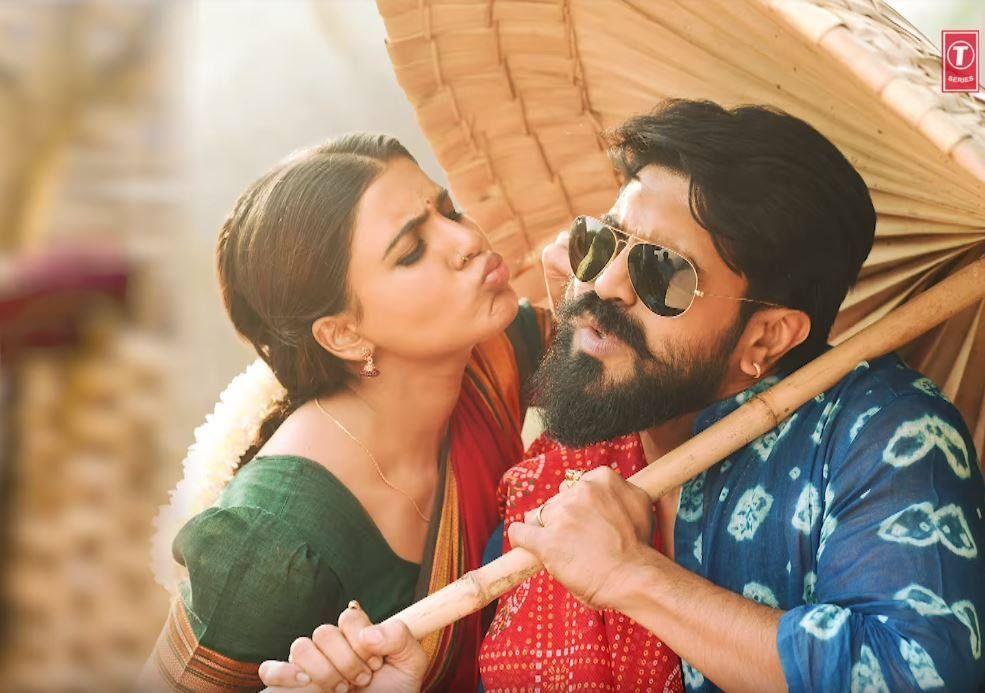 Ram Charan Tej-Rangasthalam Telugu Movie Latest Stills