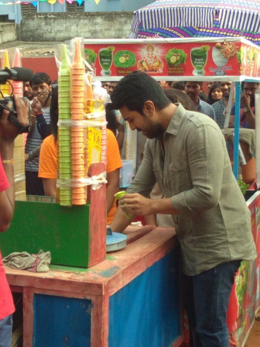 Ramcharan Selling Ice Cream & Soda at Saradhi Studios Photos