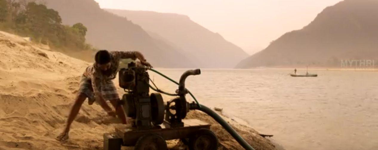 Rangasthalam Movie Latest working Stills & Posters Exclusive