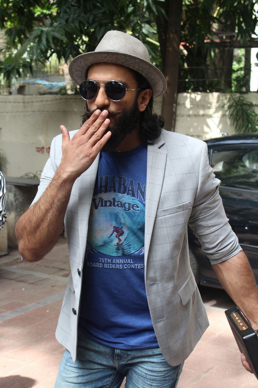 Ranveer Singh & Neha Dhupia to be Spotted Stills