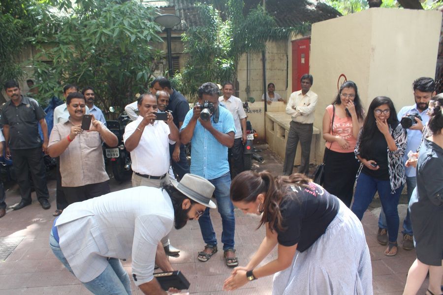 Ranveer Singh & Neha Dhupia to be Spotted Stills