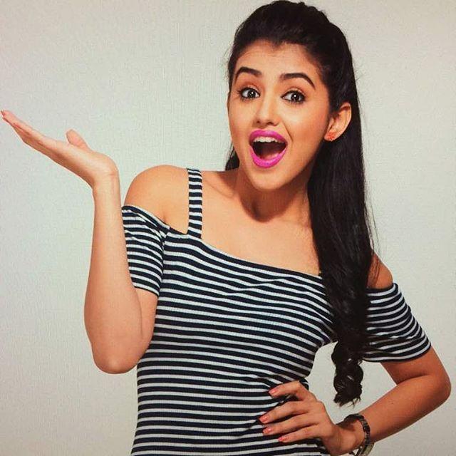 Mesmerizing Malvika's latest clicks from her TV commercials
