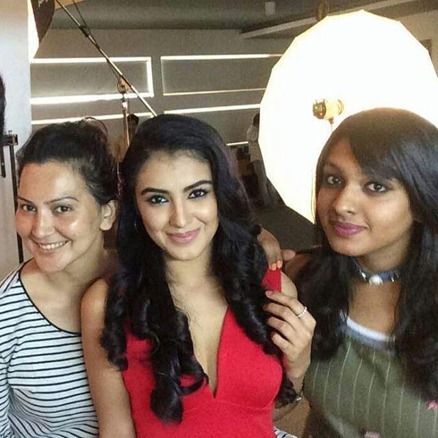 Mesmerizing Malvika's latest clicks from her TV commercials