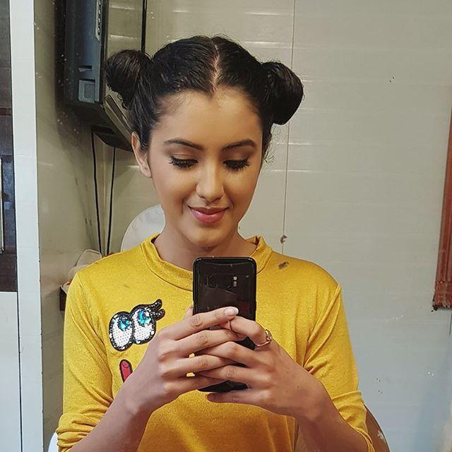 Mesmerizing Malvika's latest clicks from her TV commercials