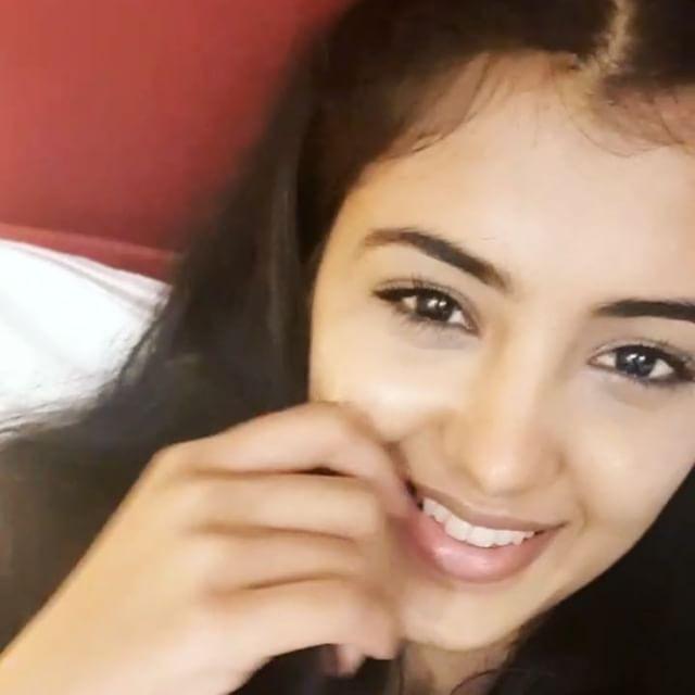 Mesmerizing Malvika's latest clicks from her TV commercials