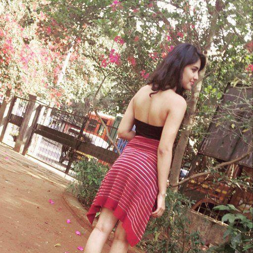 Mesmerizing Malvika's latest clicks from her TV commercials
