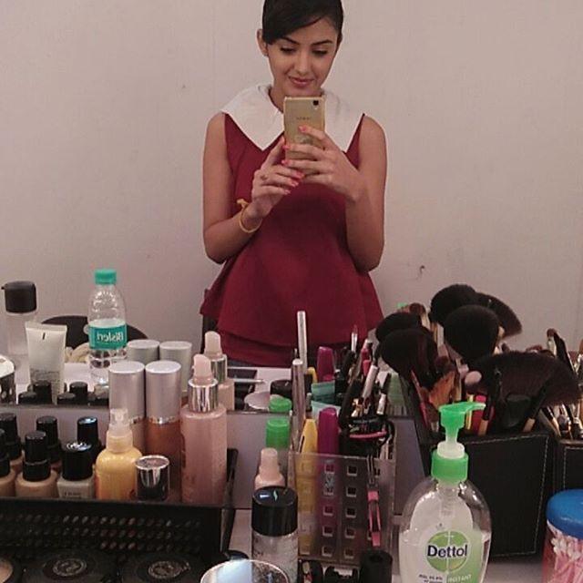 Mesmerizing Malvika's latest clicks from her TV commercials