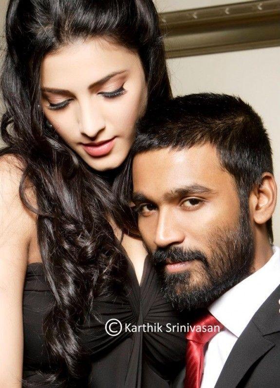 Rare And Unseen Images Of Shruthi Hassan