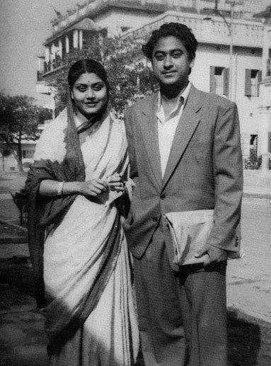 Rare Photos Of Bollywood Actors