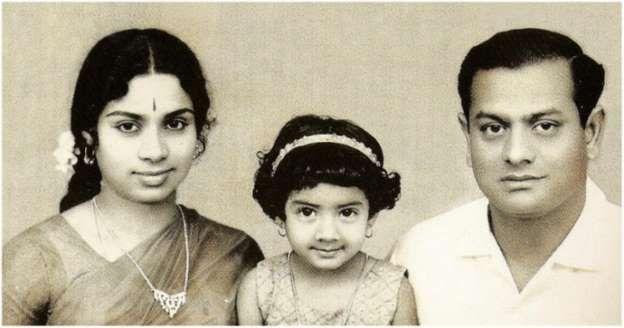 Rare Pictures of Bollywood Stars That Will Leave You Spellbound