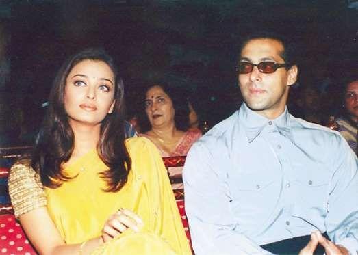 Rare Pictures of Bollywood Stars That Will Leave You Spellbound