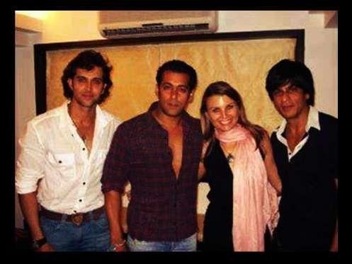 Rare Pictures of Bollywood Stars That Will Leave You Spellbound