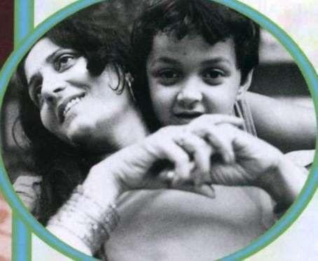Rare Pictures of Bollywood Stars That Will Leave You Spellbound