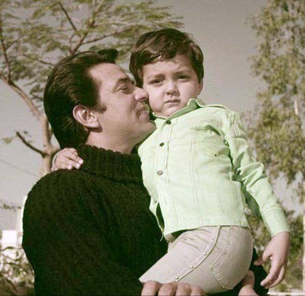 Rare Pictures of Bollywood Stars That Will Leave You Spellbound