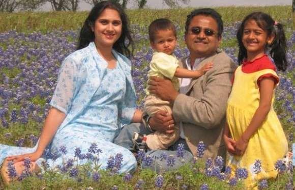Rare Pictures of Bollywood Stars That Will Leave You Spellbound
