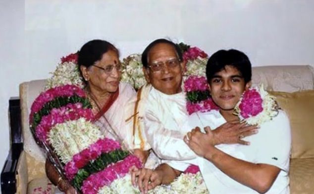 Rare and Unseen Childhood Images of Ram Charan Tej
