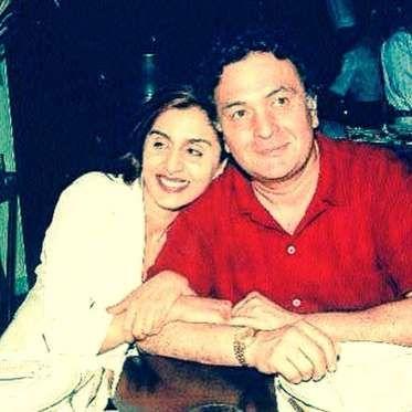 Rare photos of Rishi-Neetu that make us believe in love