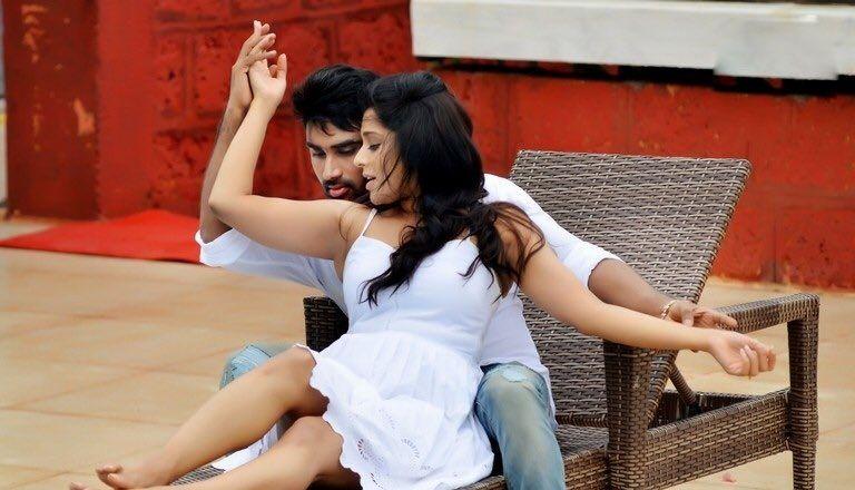 Rashmi Gautam's Anthaku Minchi Movie Latest Stills