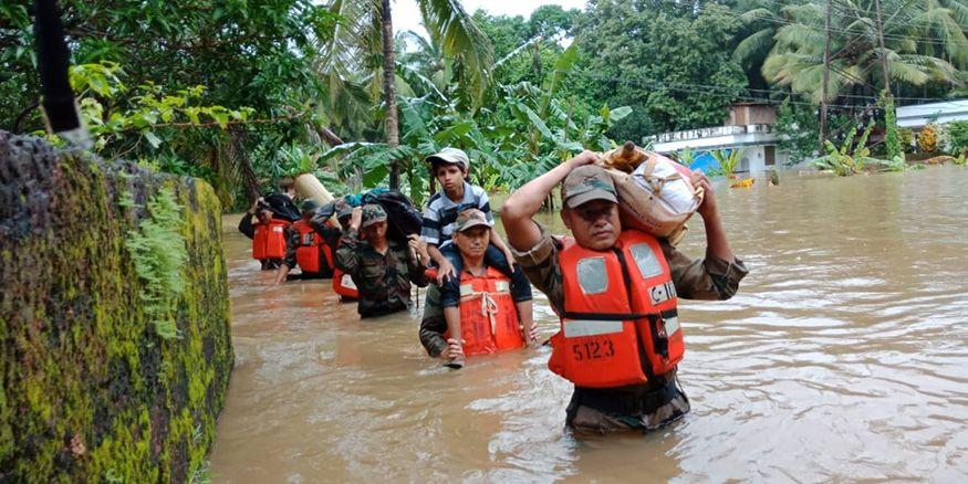 Real Life Heroes doing God's work during Kerala Floods