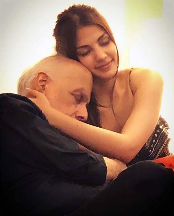 Rhea Chakraborty And Mahesh Bhatt Viral Pictures Photos