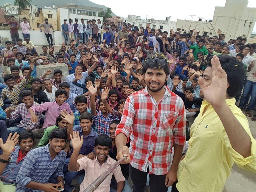 Rojulu Marayi team at Siddhartha College