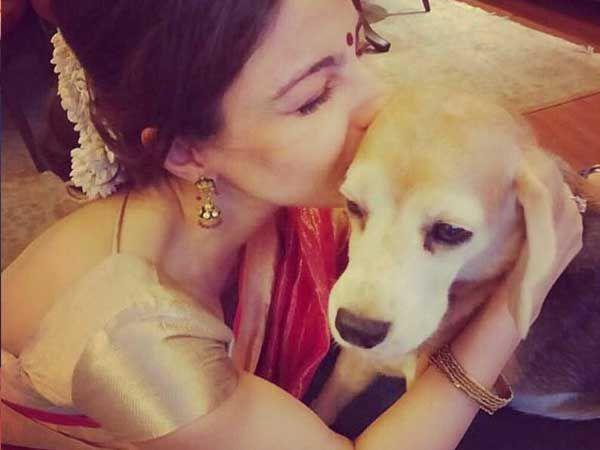 SEE PHOTOS: Shocking! Soha Ali Khan Trolled For Wearing A Pink Saree At Her Baby Shower!