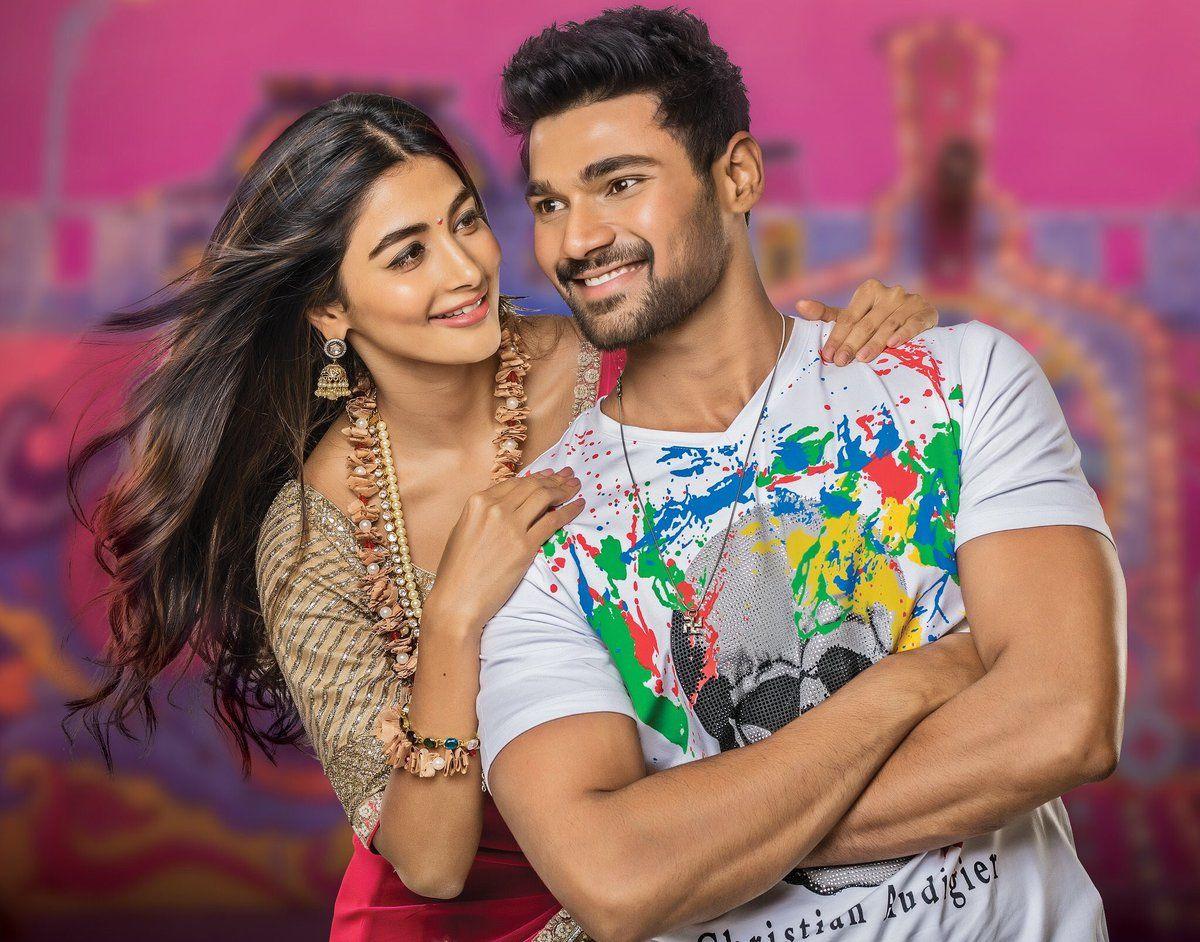 Saakshyam Movie New Released Posters & Stills