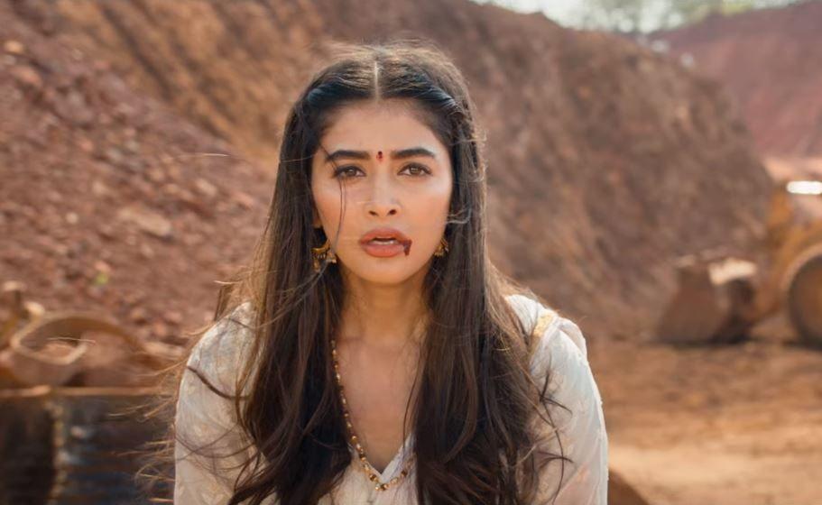 Saakshyam Movie New Stills & Posters Released