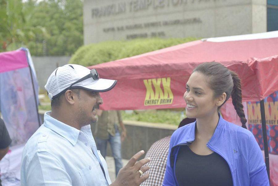 Sachiin Joshi Yaar Ivan Tamil Movie Latest Stills