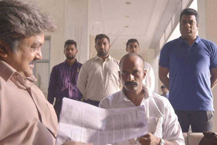 Sachiin Joshi Yaar Ivan Tamil Movie Latest Stills