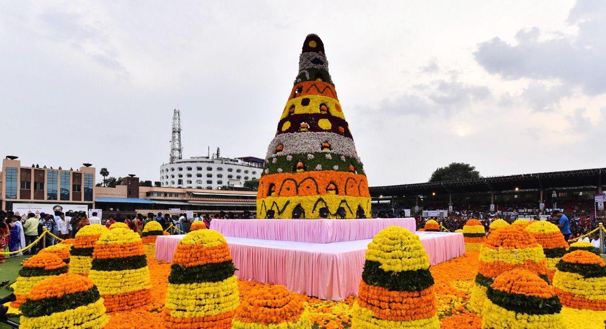 Saddula Bathukamma Celebrations Photos