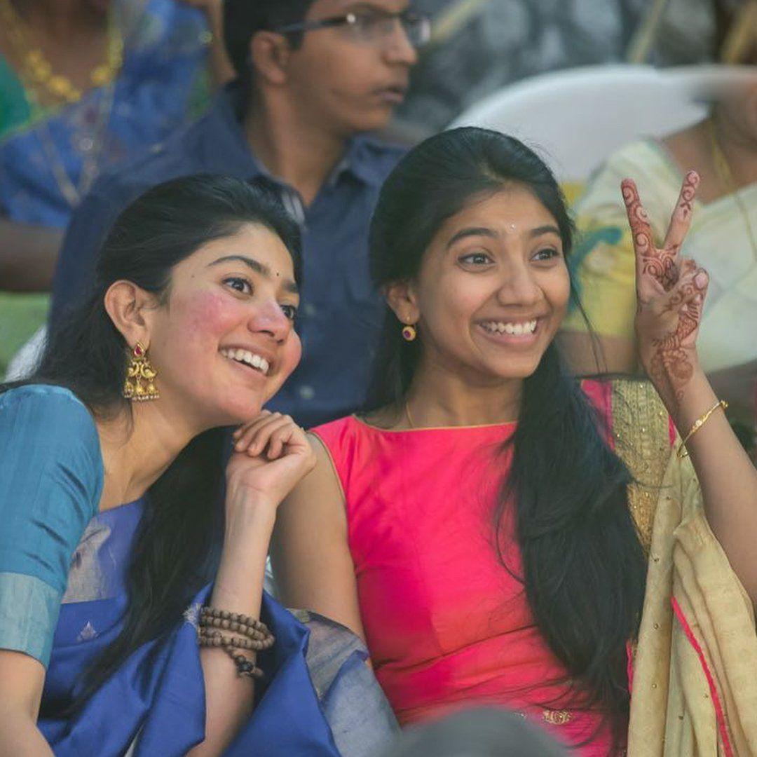 Sai Pallavi and her Sister Pooja Kannan at one of their closest friends wedding ceremony!