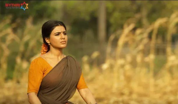 Samantha from the sets of Rangasthalam 1985 Movie