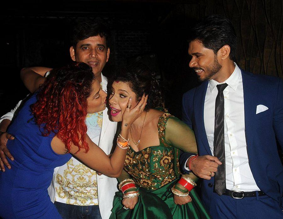 Sambhavna Seth and Avinash Dwivedi Wedding Photos