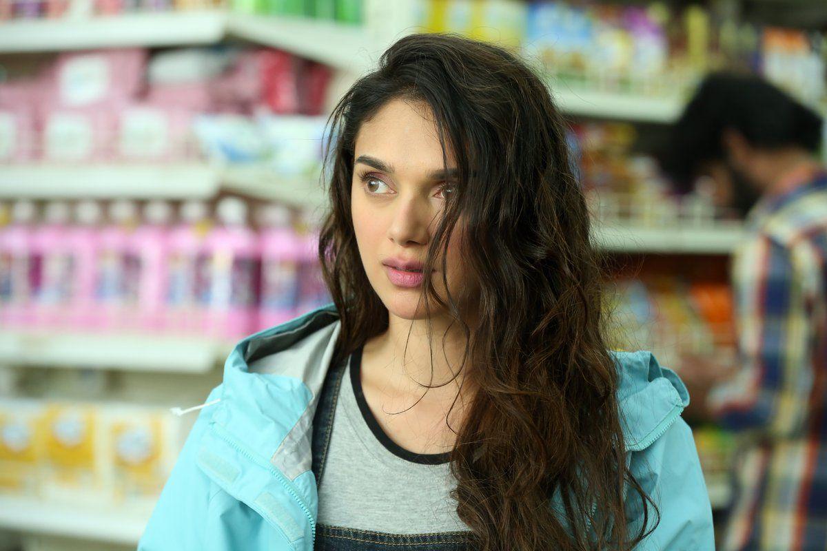 Sammohanam Telugu Movie Latest Stills & Posters