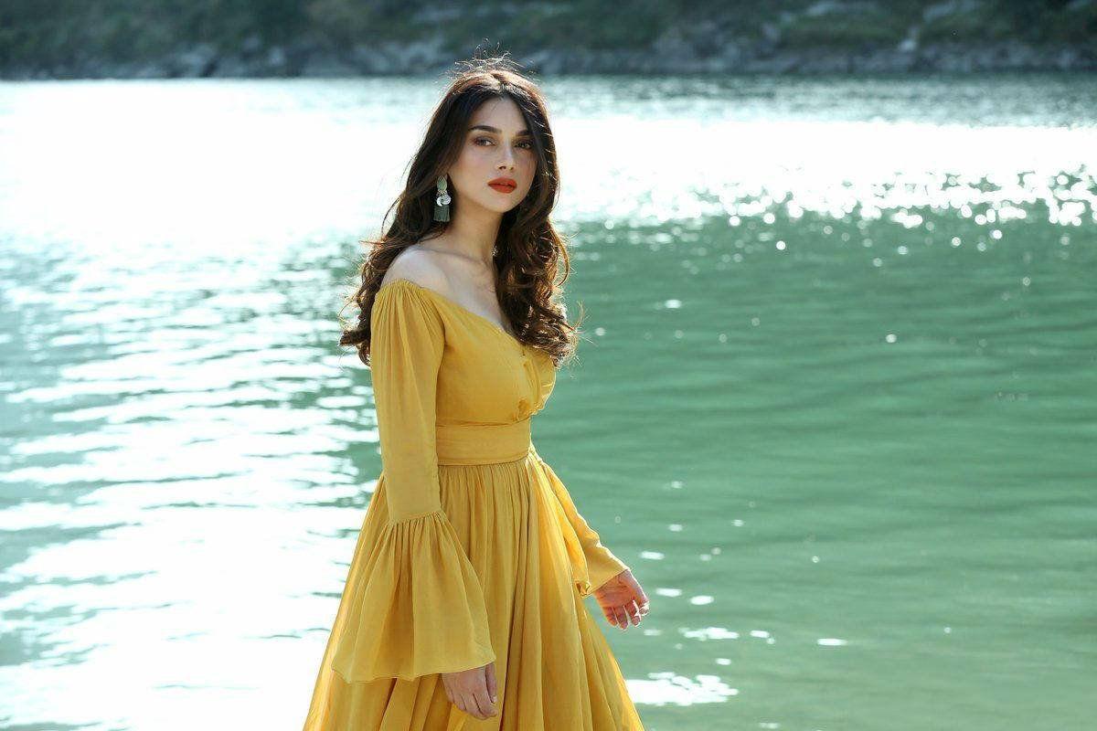 Sammohanam Telugu Movie Latest Stills & Posters
